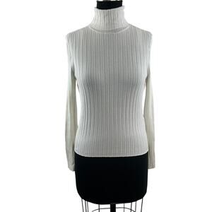 H&M Divided White Sweater Ribbed Knit Turtleneck Long Sleeve Pullover M Medium